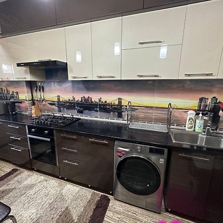 Hi-Tech Apartment In City Center 타슈켄트 외부 사진