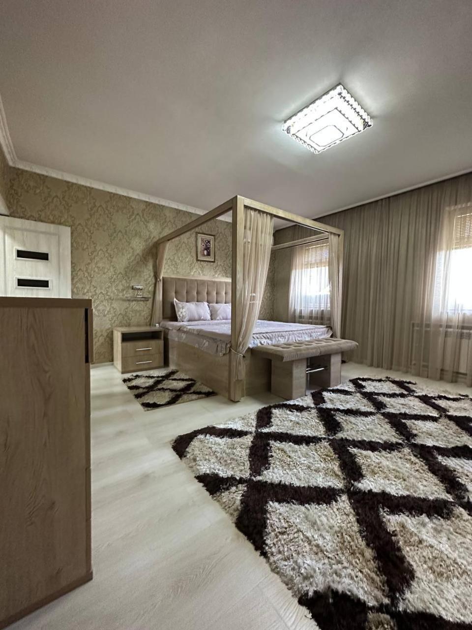 Hi-Tech Apartment In City Center 타슈켄트 외부 사진